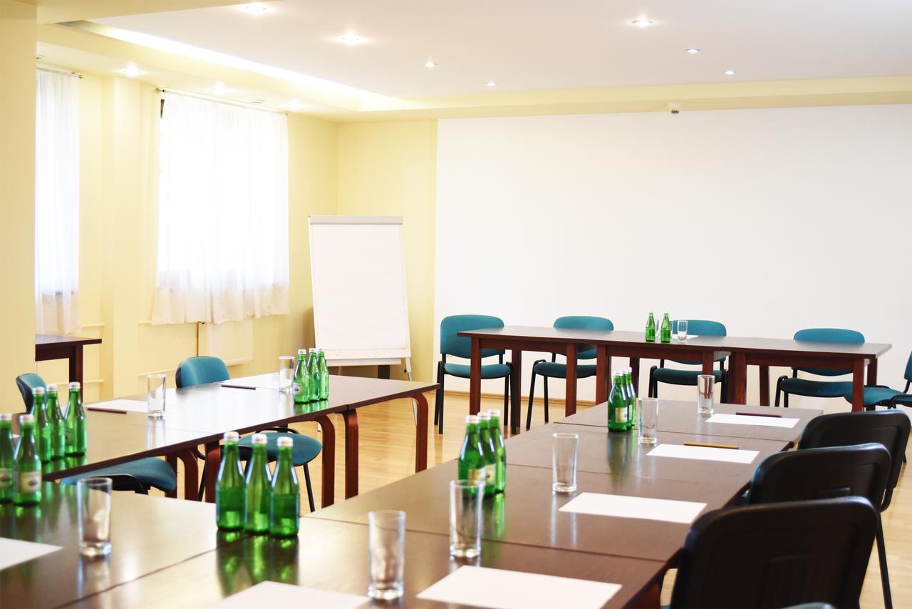 Parkhotel Economic Wielka Wies  Dış mekan fotoğraf