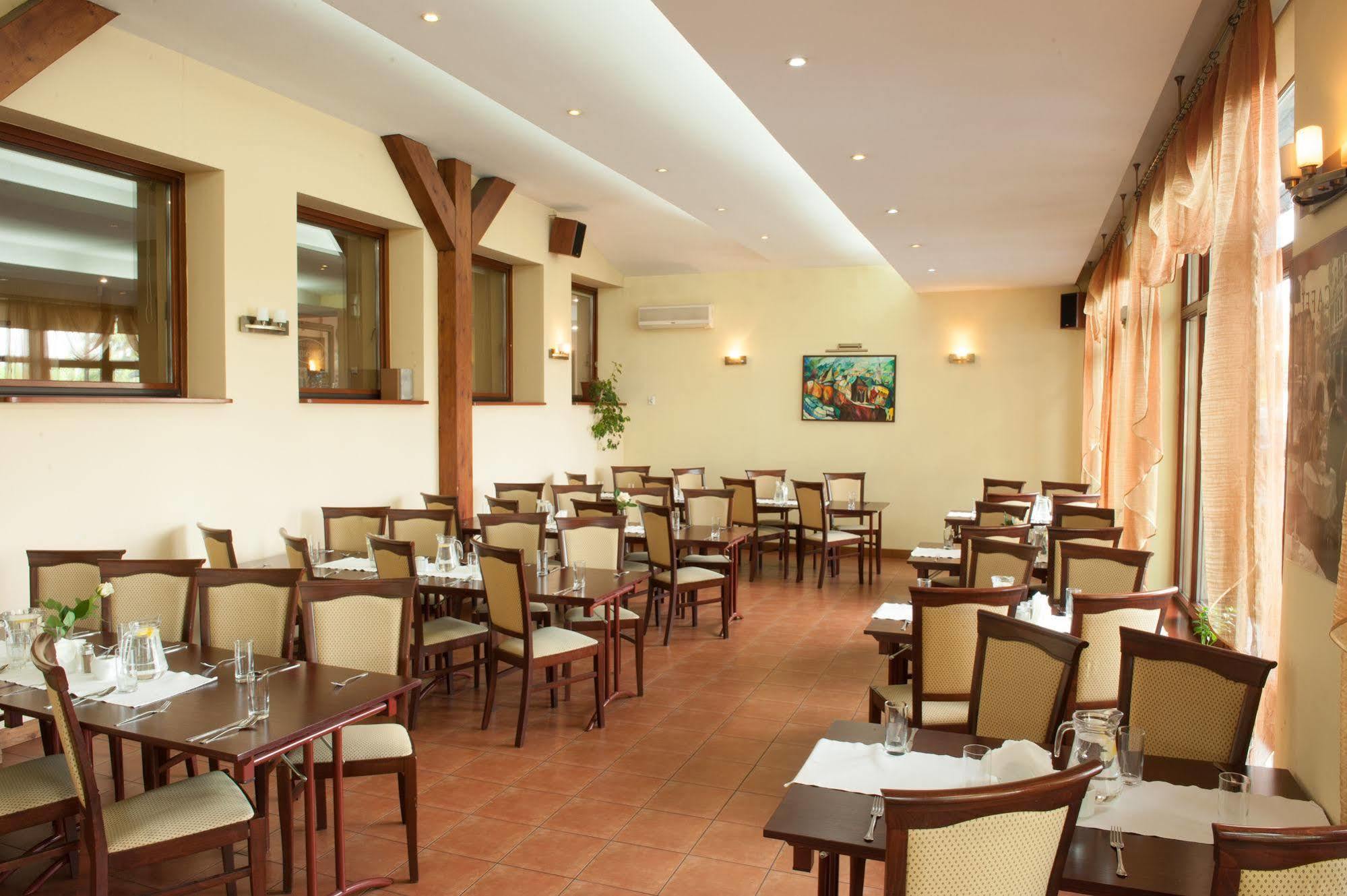 Parkhotel Economic Wielka Wies  Dış mekan fotoğraf